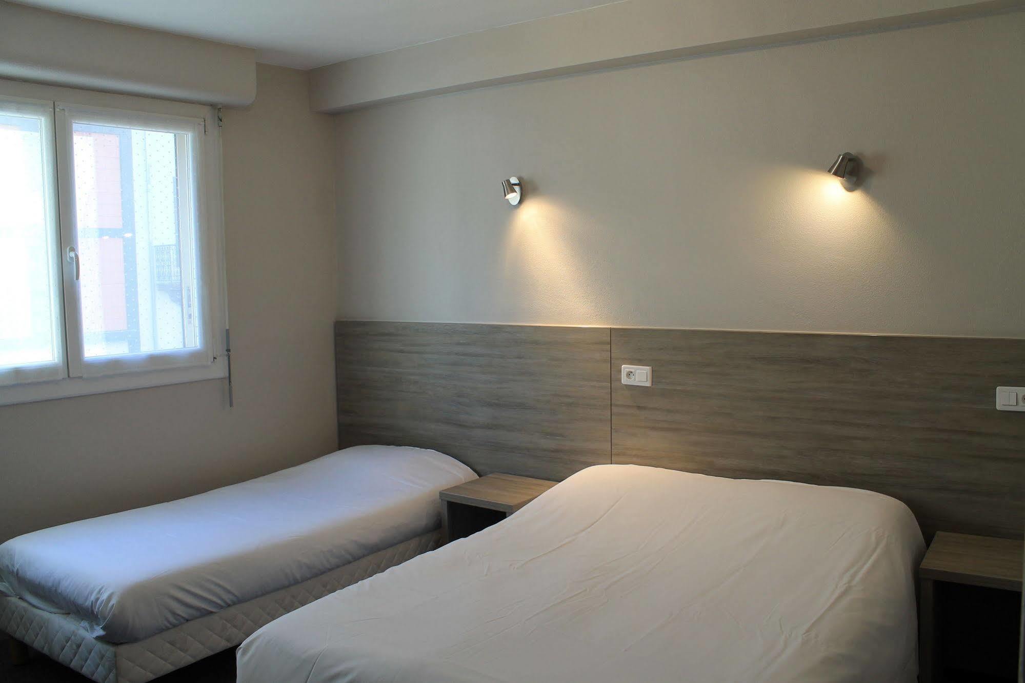 Hotel Beaulieu Clermont-Ferrand Exterior photo